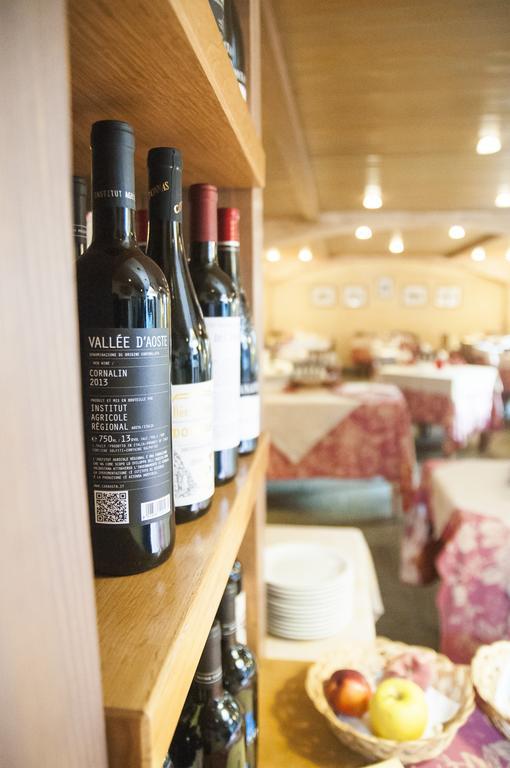 Hotel Vallee De Cogne Ngoại thất bức ảnh